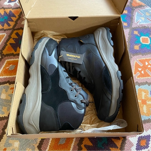 Teva Men’s Geotrecca Black Dark Grey Boots Size 9 Waterproof NEW - Picture 13 of 13